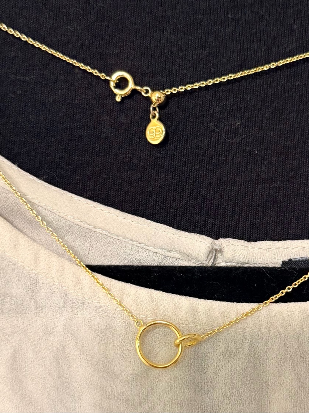 Gorjana Wilshire Gold tone Interlocking Circle Adjustable Necklace - Picture 2 of 5